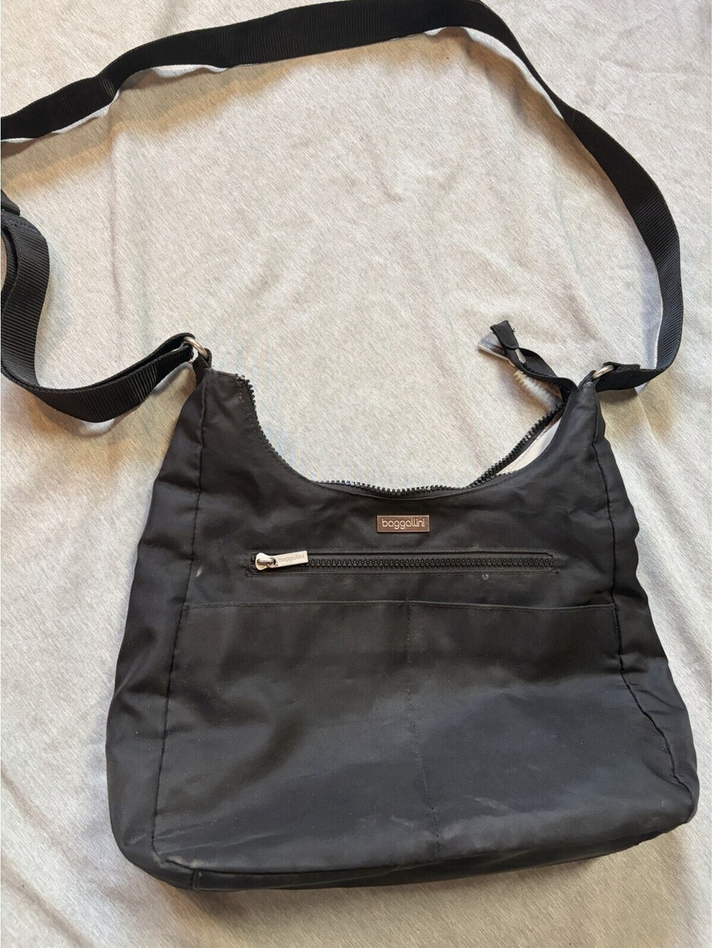 Baggallini Black Nylon Crossbody Shoulder Bag Travel Organizer Lightweight